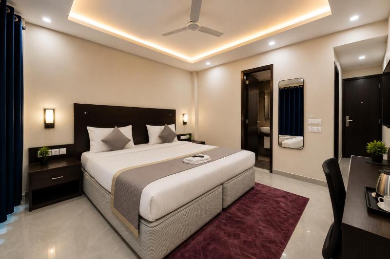Hotel Giri Elite Near DLF Cyber City - image 9