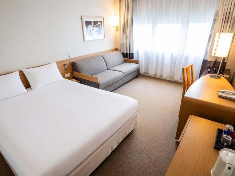 Novotel Nantes Centre Gare - image 19