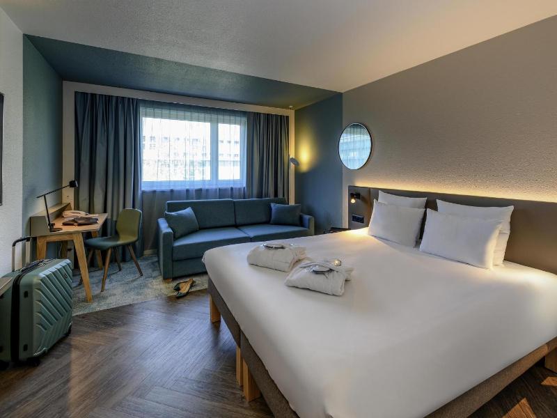 Novotel Zurich City West - image 11