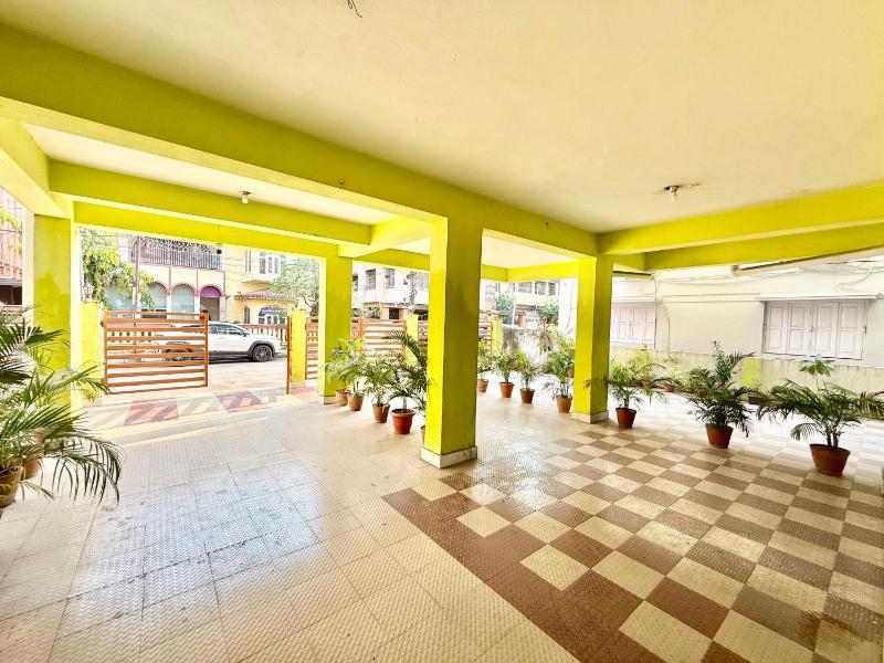 Astonishing 3BHK near Biswa Bangla Exhibition Center Kolkata - image 8