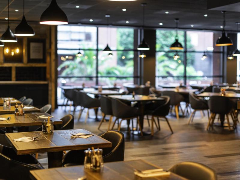Novotel Leeds Centre - image 15