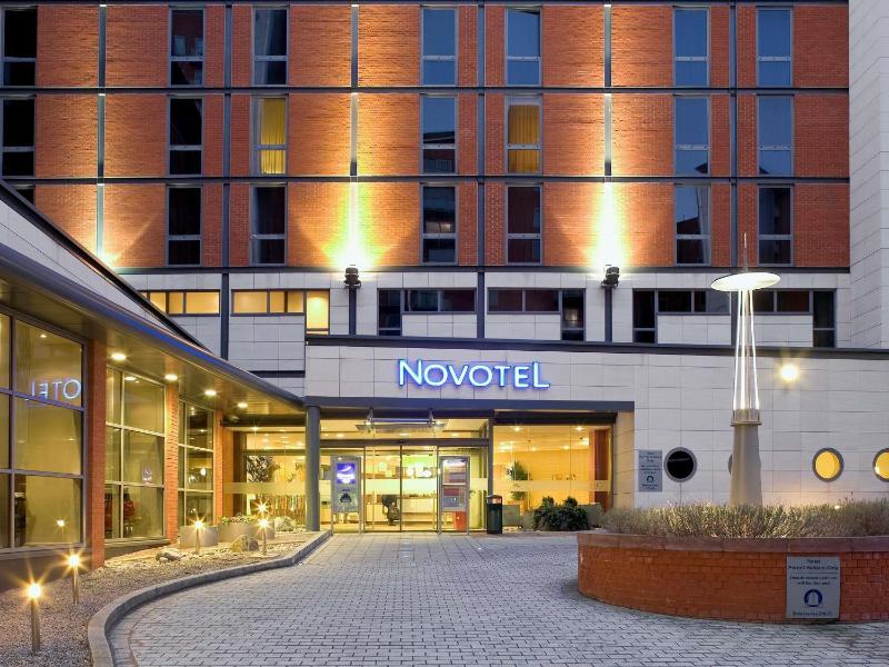 Novotel Leeds Centre - image 20