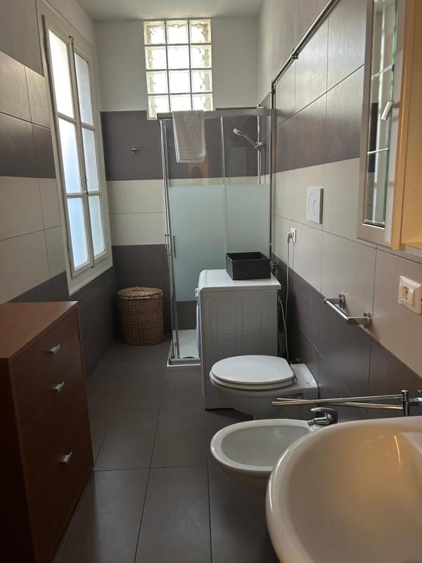 Max Apartment - image 3