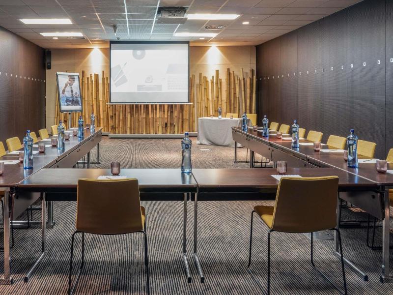 Novotel Barcelona City - image 11
