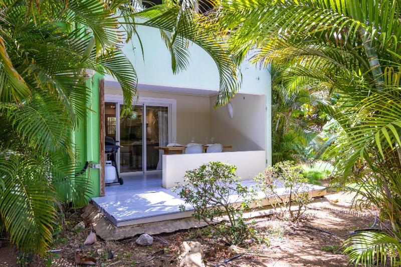 Coral Breeze Apartment with shared pool for 4 people - image 44