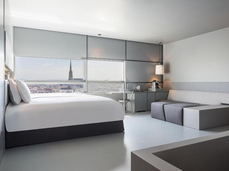 SO Vienna Hotel - image 16
