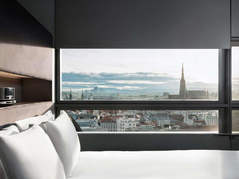SO Vienna Hotel - image 2