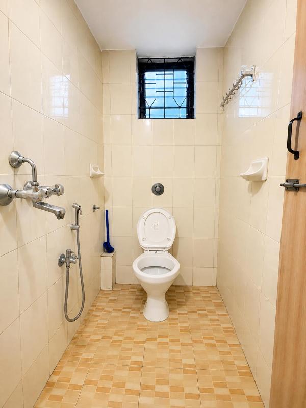 Shradha luxury room - image 34