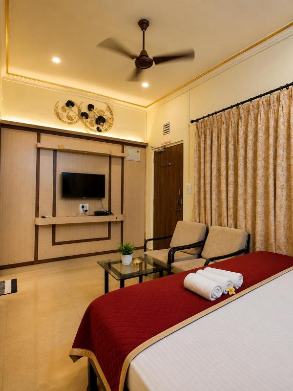 Shradha luxury room - image 31