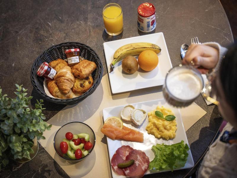 Novotel SPA Rennes Centre Gare - image 39