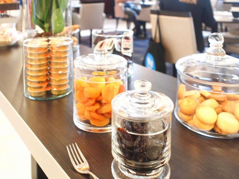 Novotel SPA Rennes Centre Gare - image 36