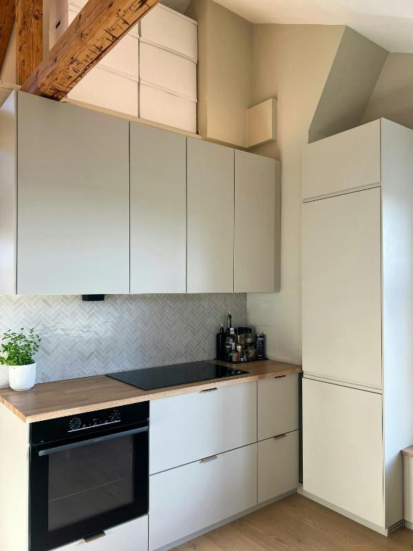 Loft flat with exposed beams and 4 m ceilings - image 5