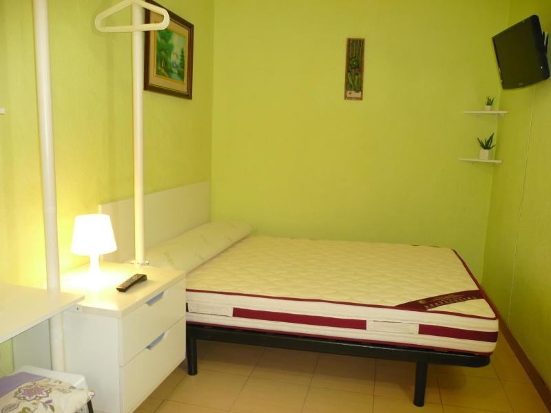 Double Room with Shower image 4