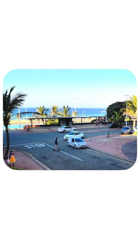 Beach hurst - image 12