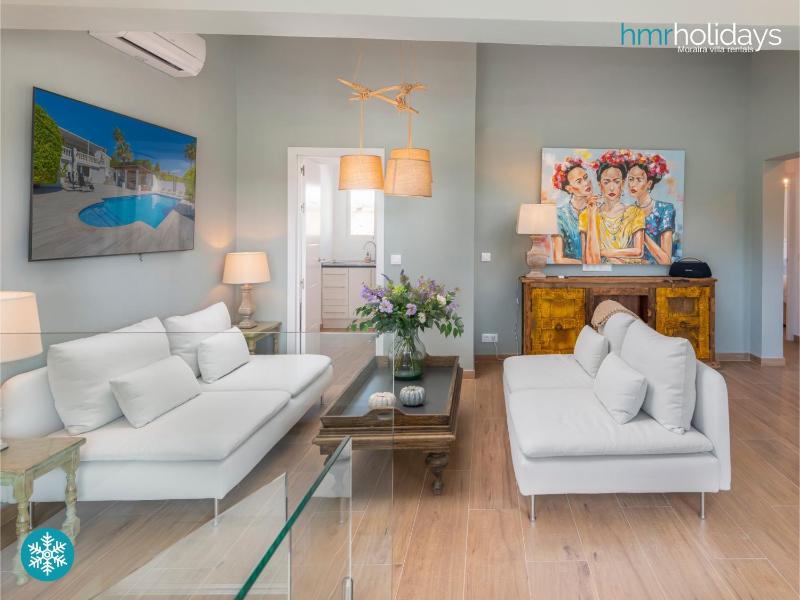 Villa Lorenza by HMR Holidays - image 9