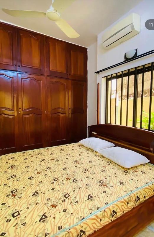Urban Serenity 3 bedrooms and bathrooms - image 7