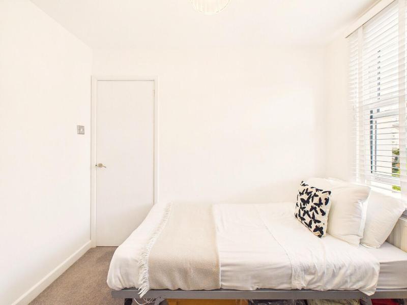 NEW Duke Street by Signature Stays - Garden with Parking - image 4