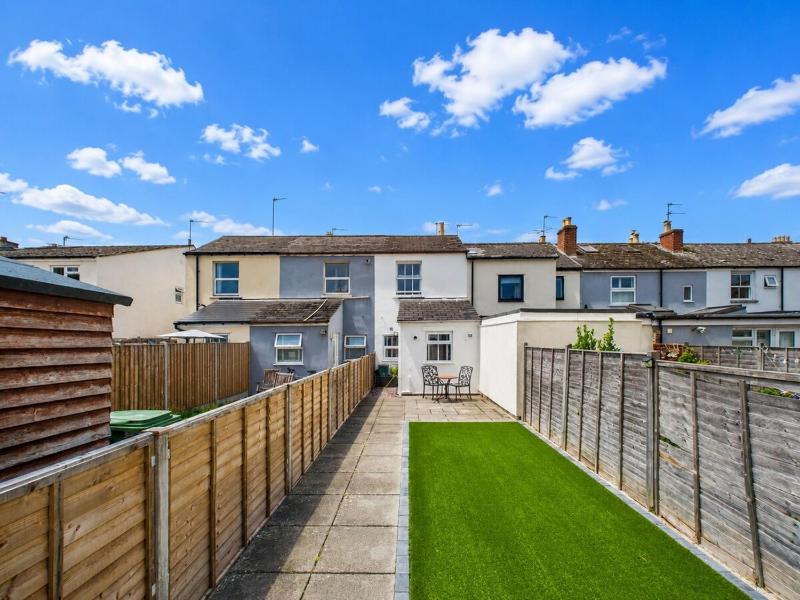 NEW Duke Street by Signature Stays - Garden with Parking - image 8