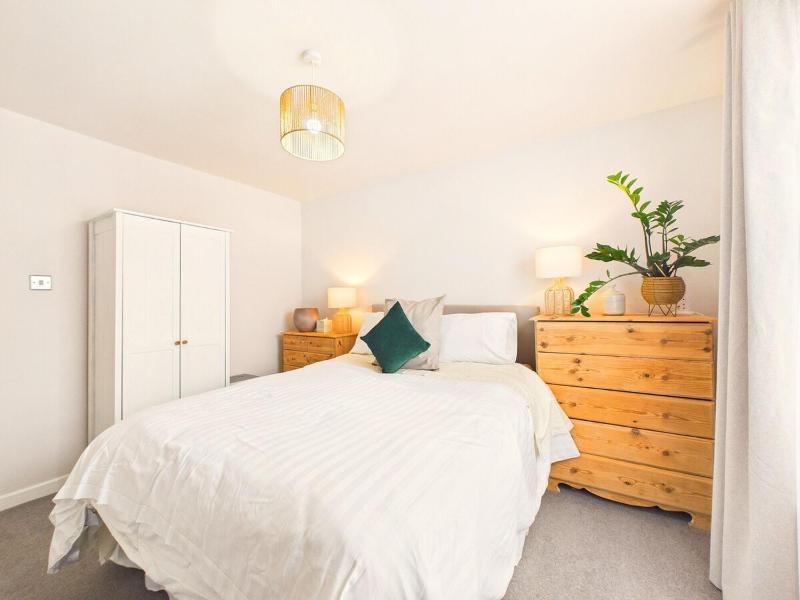 NEW Duke Street by Signature Stays - Garden with Parking - image 11