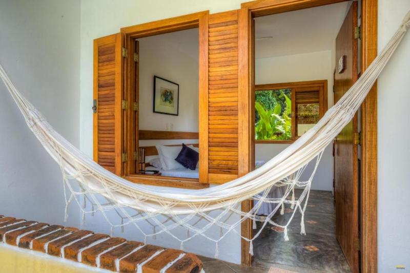 Surf Inn Bahia - Yoga and Surf Camp - image 1