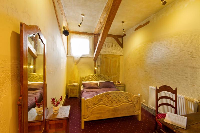 Double Room image 1