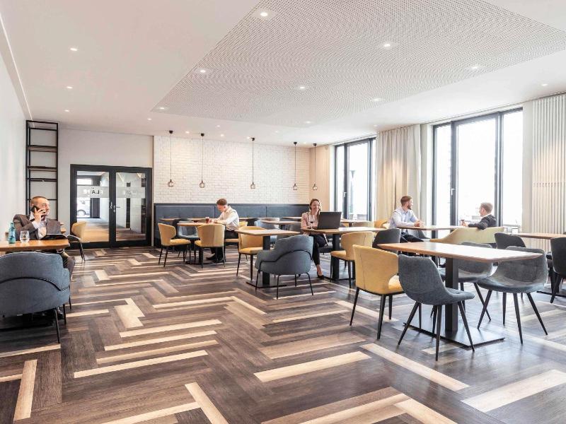 Novotel Duesseldorf Airport - image 45