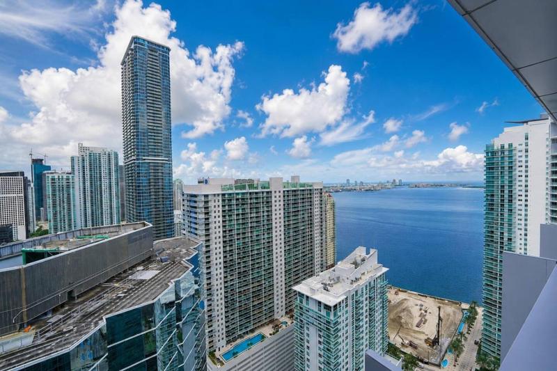 Ocean Views 2 bedroom - image 1