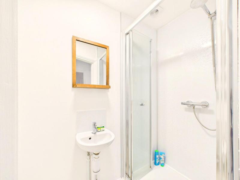 NEW Modern Fairview Home by Signature Stays - Sleeps 8 - Parking - image 24