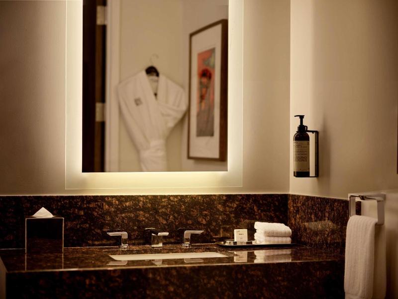 Fairmont Pittsburgh - image 45