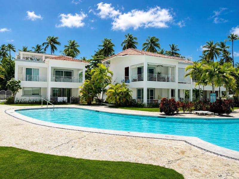 CORAL Villas & Suites with OCEAN view - POOL - BBQ - SPA - image 30