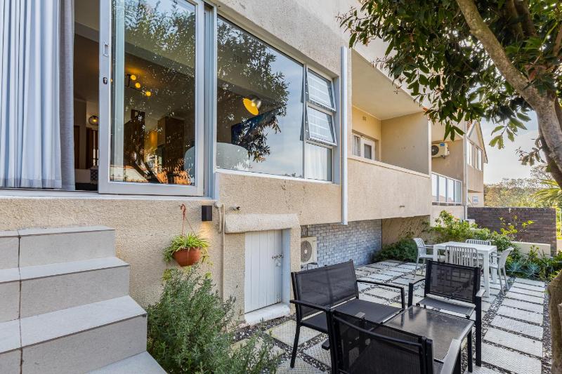 Pet-Friendly Studio With Private Patio And By Ctha - image 8