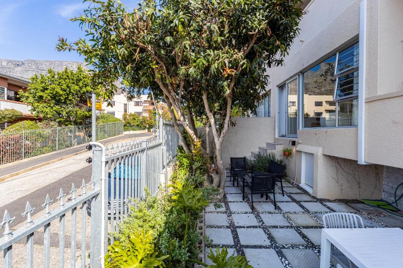 Pet-Friendly Studio With Private Patio And By Ctha - image 5
