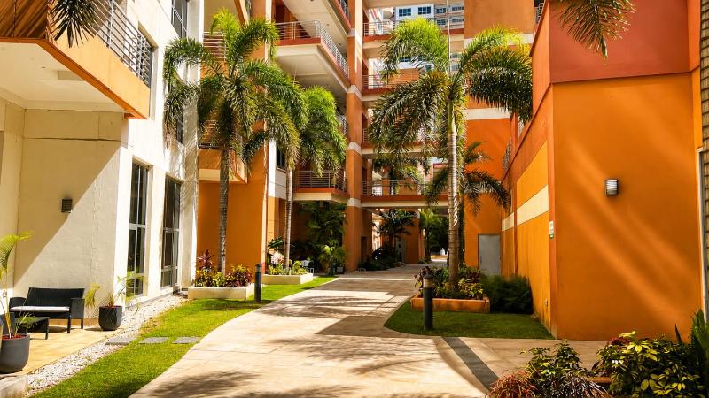 1-bedroom One Woodbrook Place Apartment! - image 15