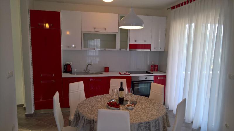 Two-Bedroom Apartment with Sea View image 2