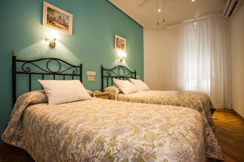AVA Rooms - image 11