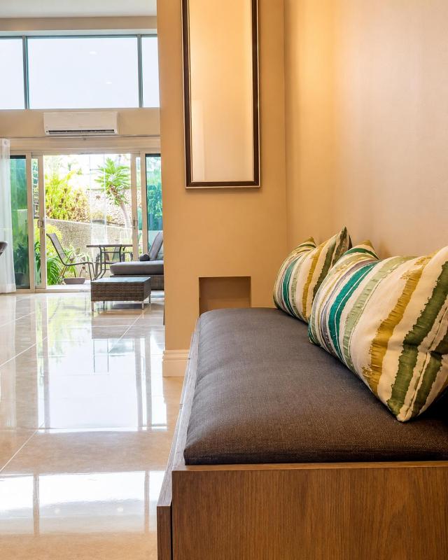 1-bedroom One Woodbrook Place Apartment! - image 11