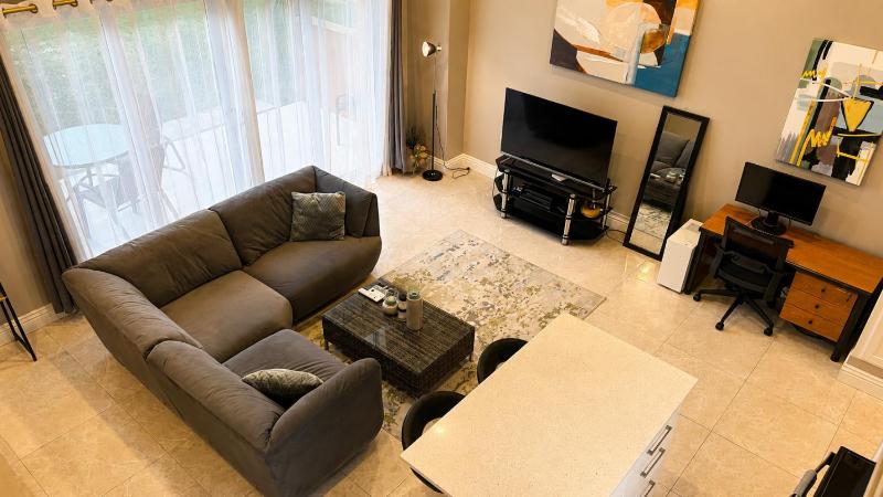 2-bedroom One Woodbrook Place Apartment! - image 6
