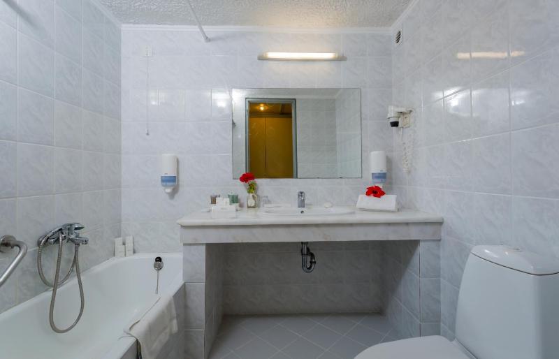 Triple Room image 3