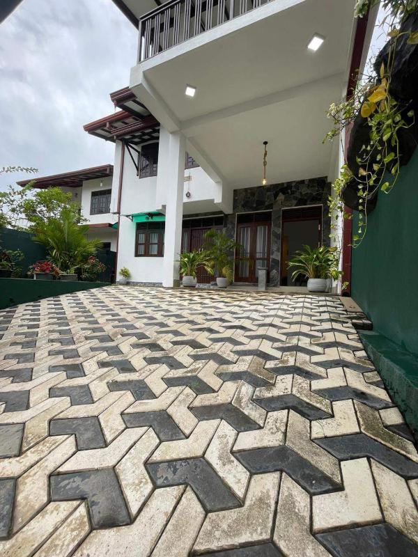 Peaceful 2BR Homestay Near Madiha Beach - image 9