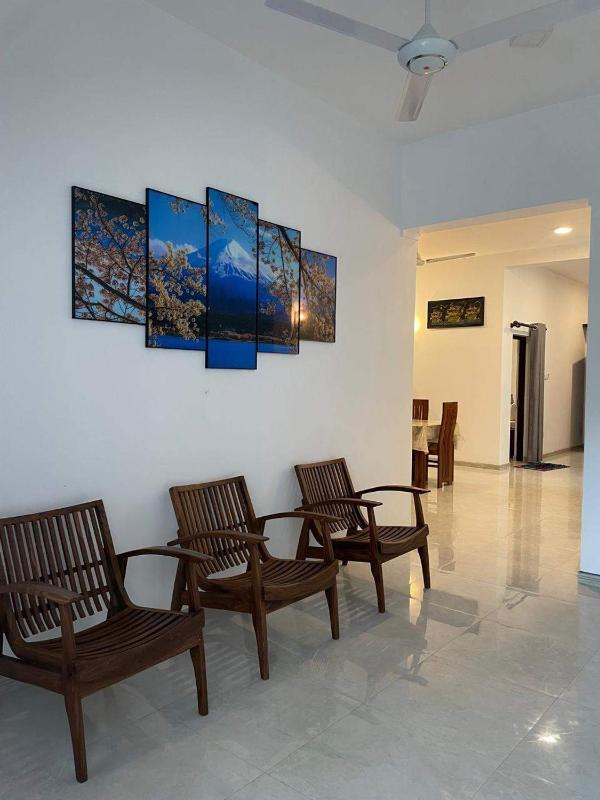 Peaceful 2BR Homestay Near Madiha Beach - image 5