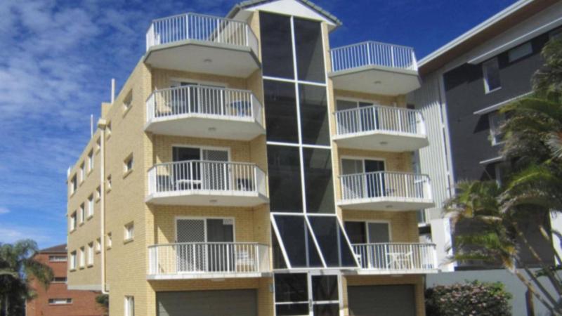 Solaris Court Unit 2 - image 4