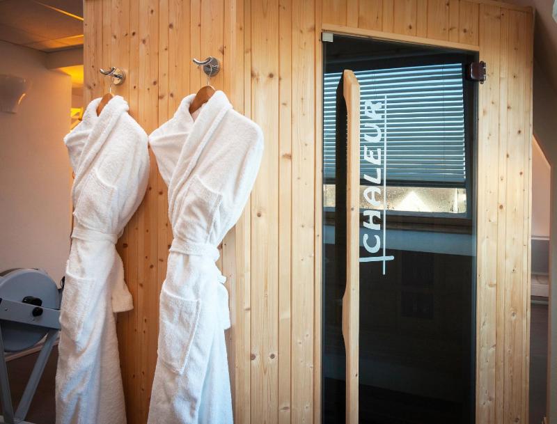 Best Western Plus Vannes Centre Ville - image 31