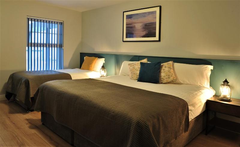 Triple Room image 3