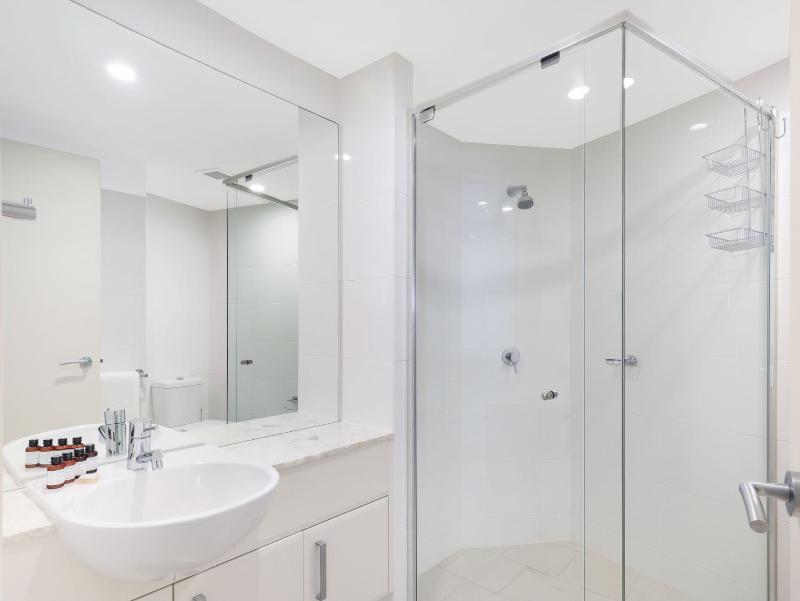 Points North Unit 507 - Caloundra - image 6