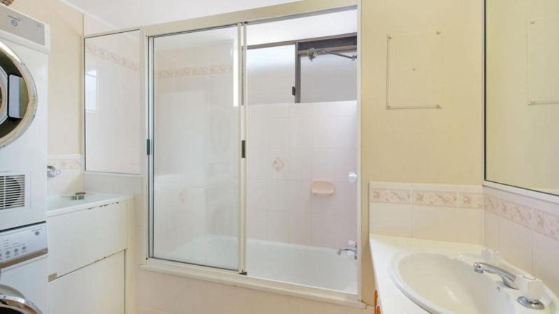 Kookaburra Court Unit 6 - image 2