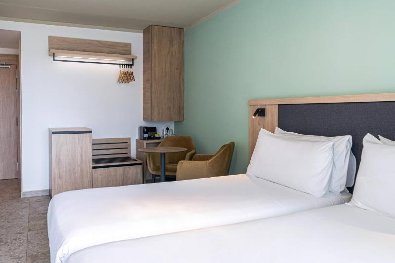 Hotel Scirocco St Julian's Affiliated by Melia - image 16
