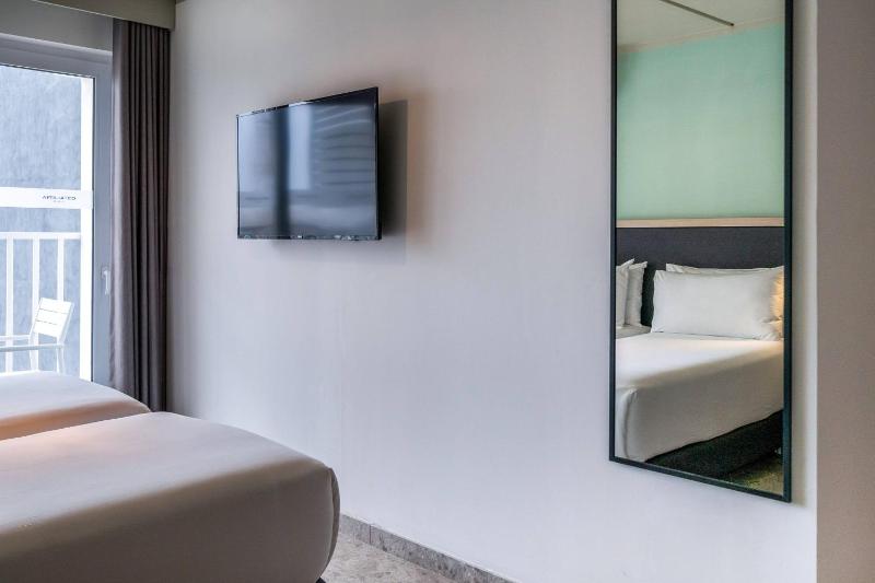 Hotel Scirocco St Julian's Affiliated by Melia - image 13