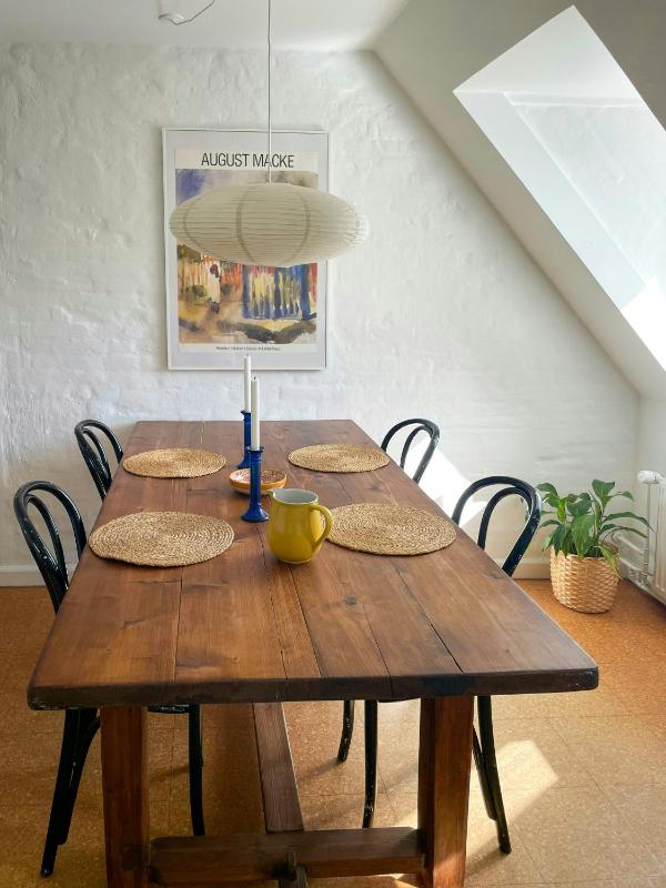 Attic flat from 1773 with views over Nyhavn - image 2