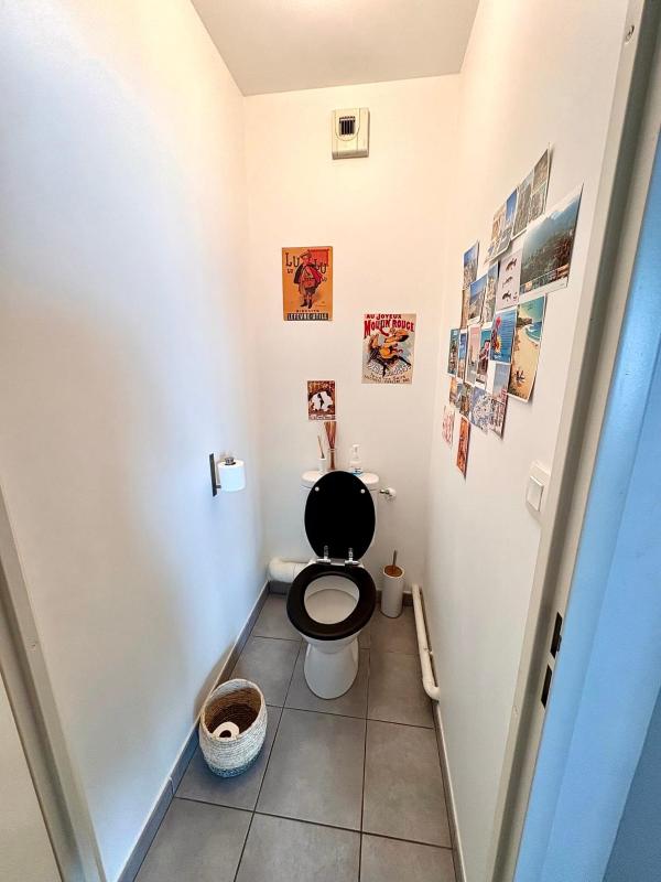 Apartment with balcony near Nantes train station - image 18