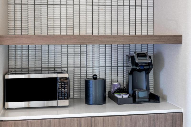 Hilton Garden Inn Denver Tech Center - image 41